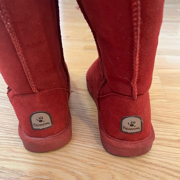 Bearpaw Emma Red Suede Boots Sz 10 - Picture 5 of 6